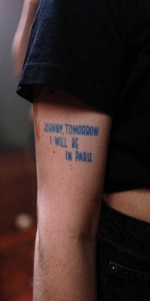 Орнаментальне тату — щільний узор, One E Tattoo