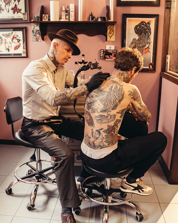 Кольорове тату — яскравий сюжет, One E Tattoo